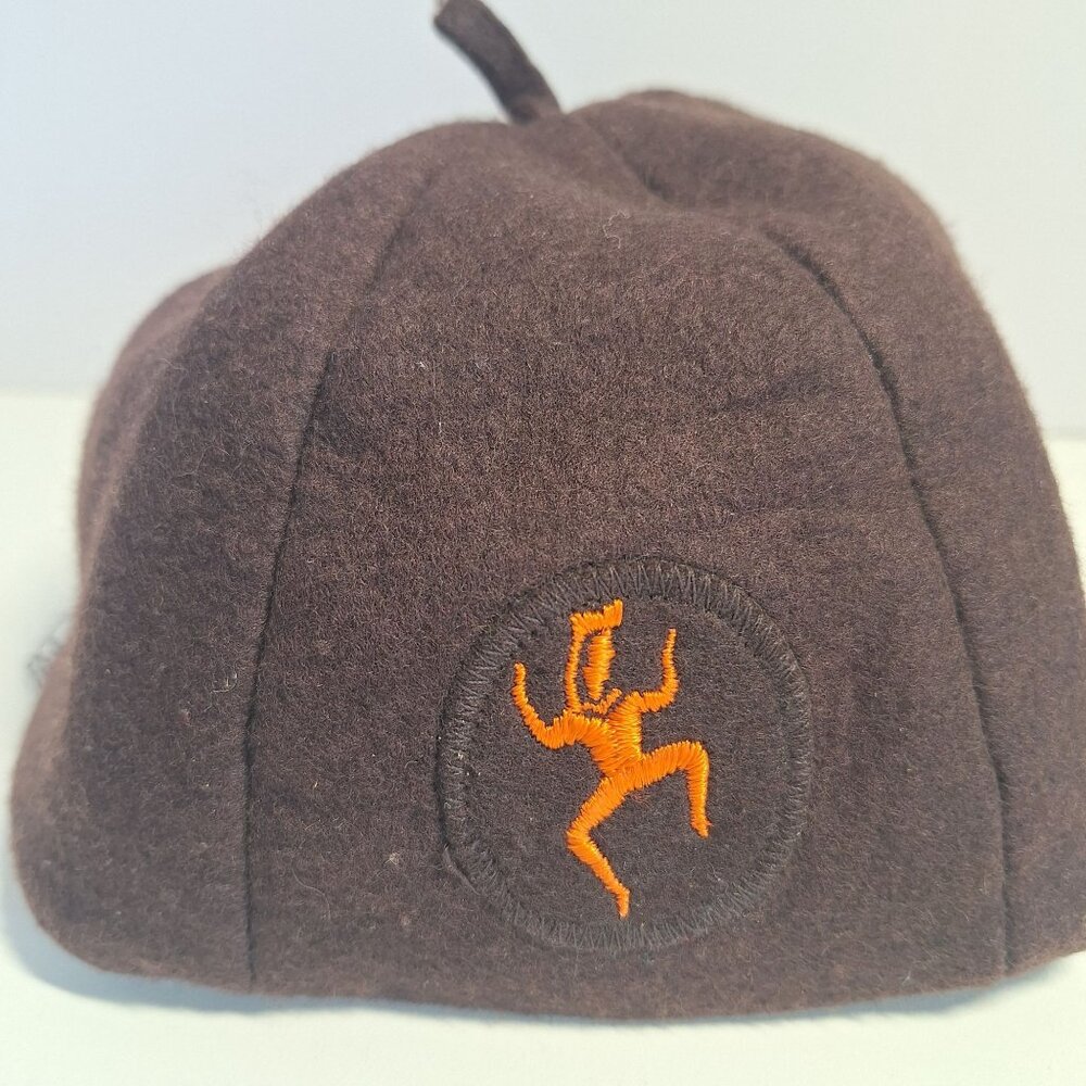 Brownie Girl Scout Beret & Adjustable Belt Brown Seam Issue on Hat READ Vintage - Picture 4 of 8